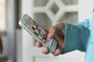 Auch das ist Lean: Effiziente Businessabläufe durch Integration automatisierter Websites und Smartphone Apps Auch das ist Lean: Effiziente Businessabläufe durch Integration automatisierter Websites und Smartphone Apps
